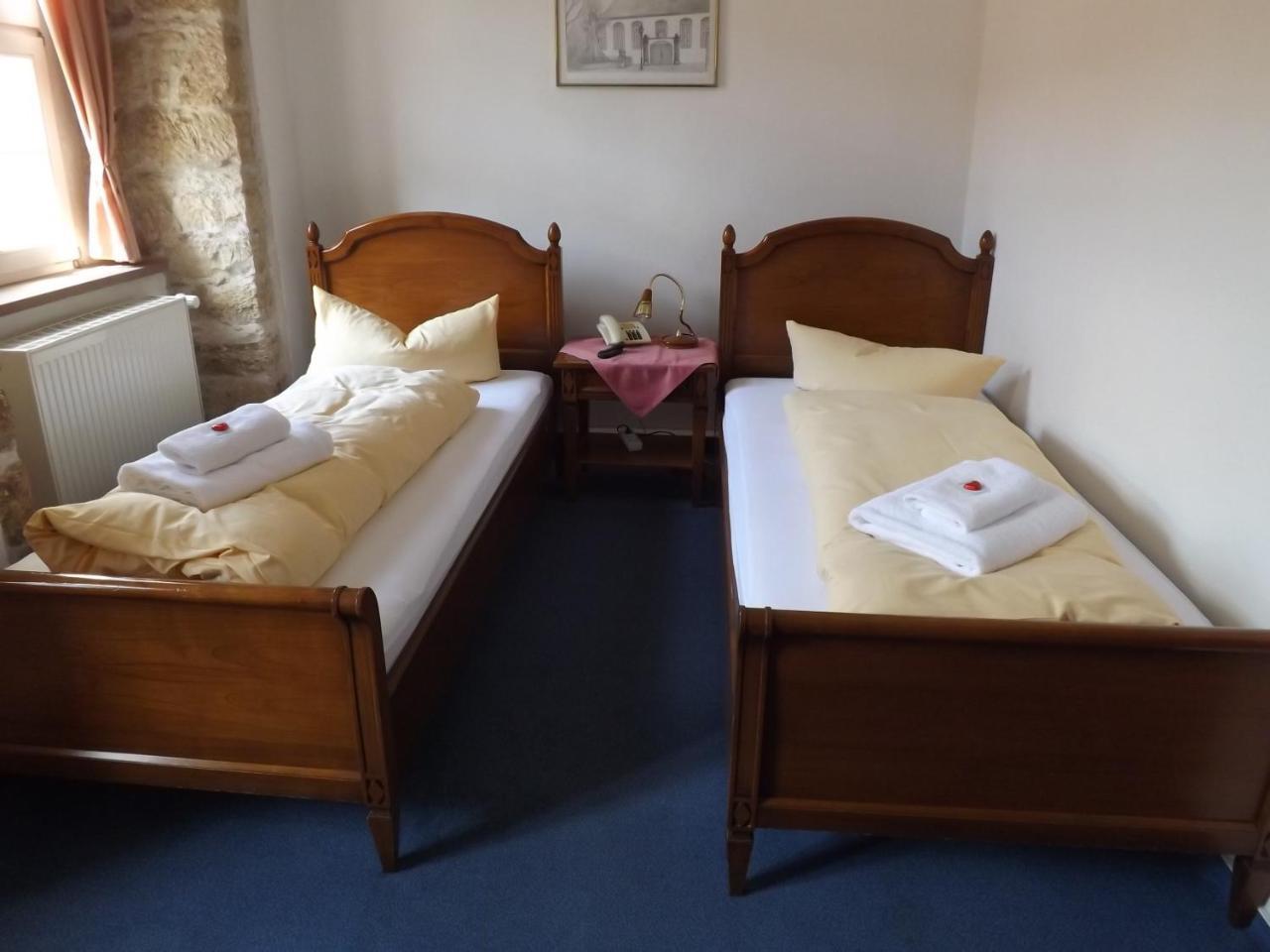 Hotel "Zur Sonne" Querfurt Ngoại thất bức ảnh